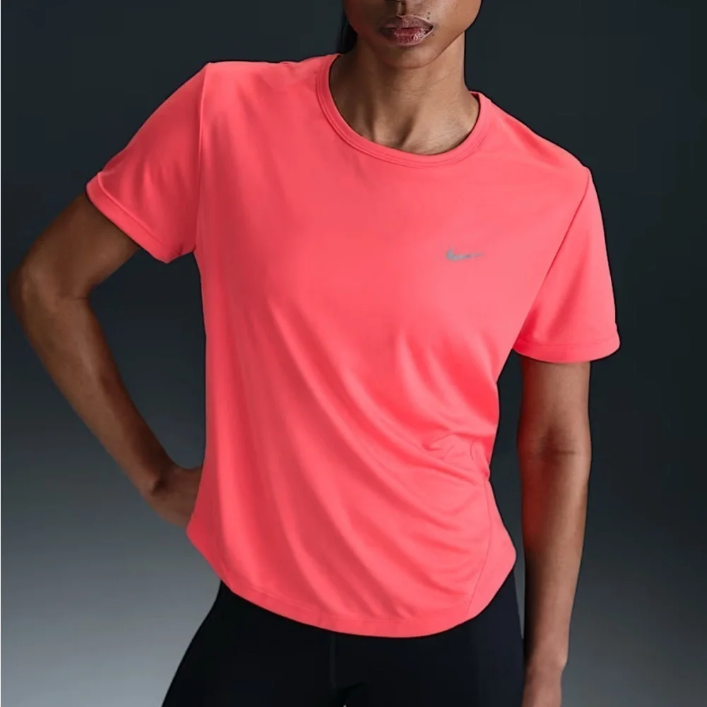 Nike Neon Pink Dry Fit Short Sleeve Tee M